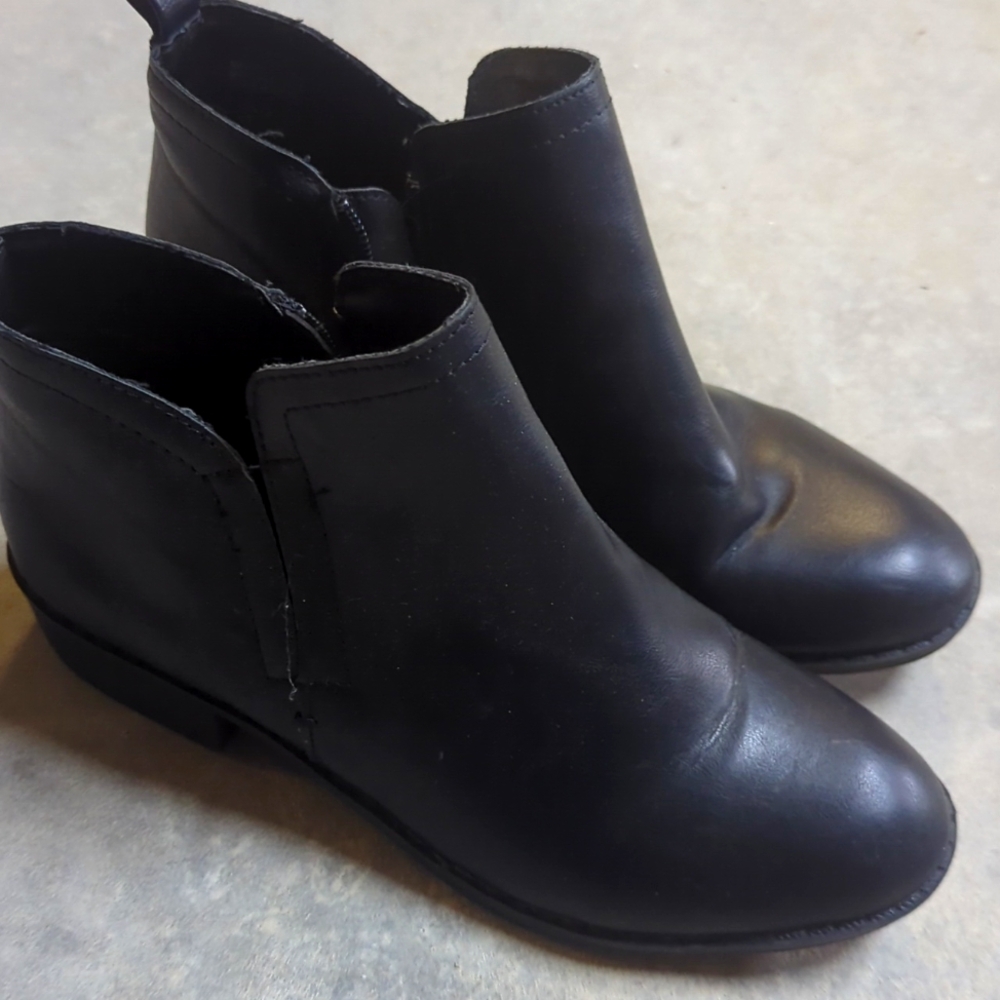 Black Booties